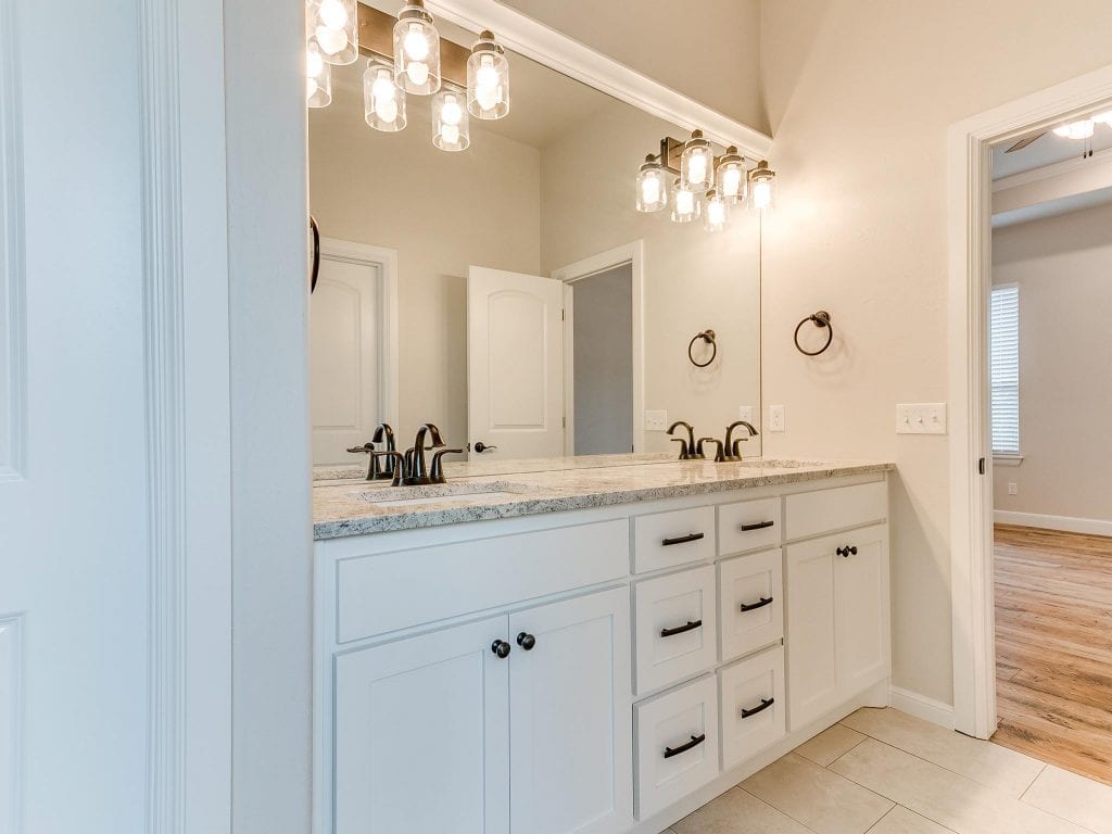 10709 Quail Reserve Home Bathroom Sink