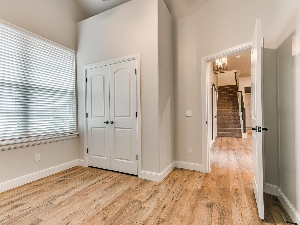 10709 Quail Reserve Room With View of Staircase