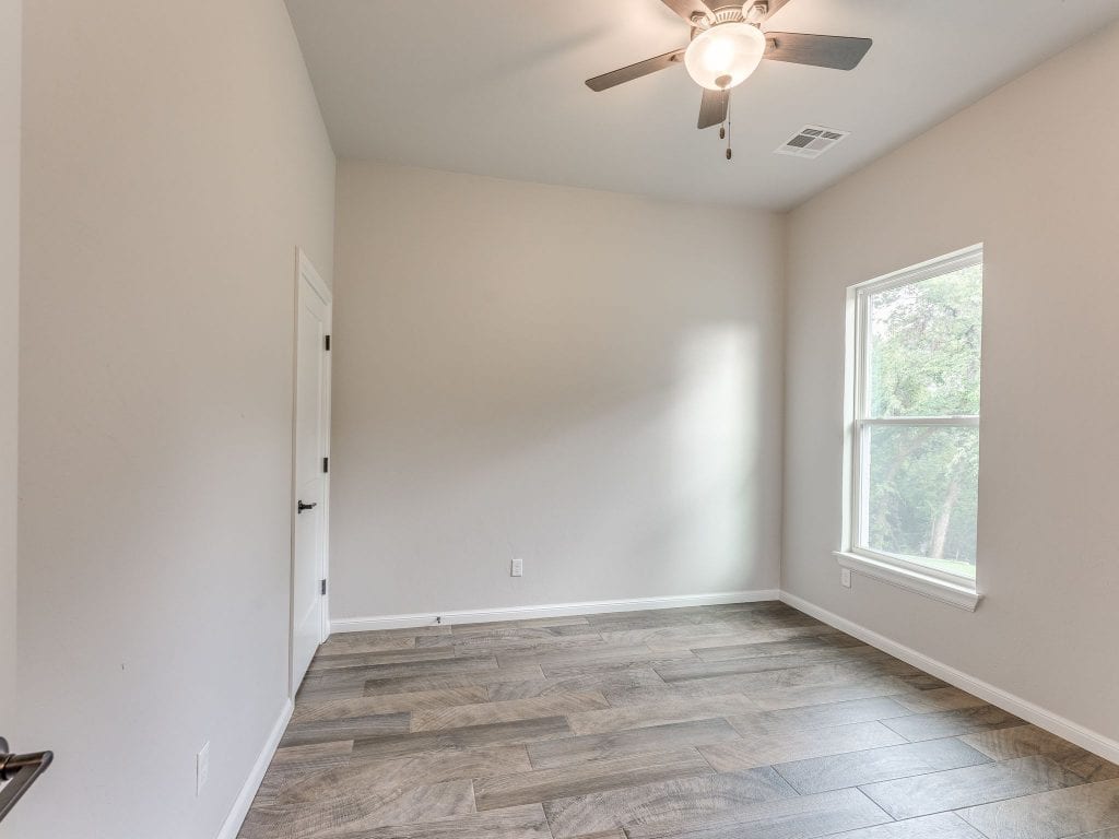 22960 Cooper Circle bedroom