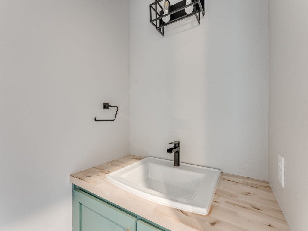 22960 Cooper Circle sink