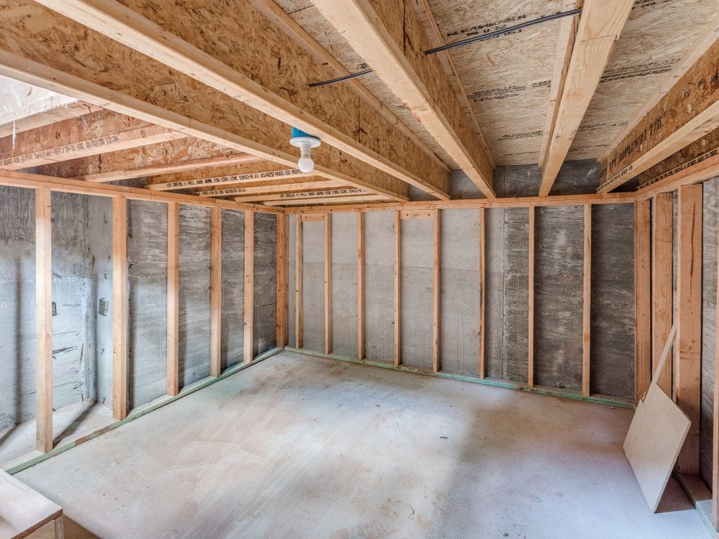 22960 Cooper Circle garage