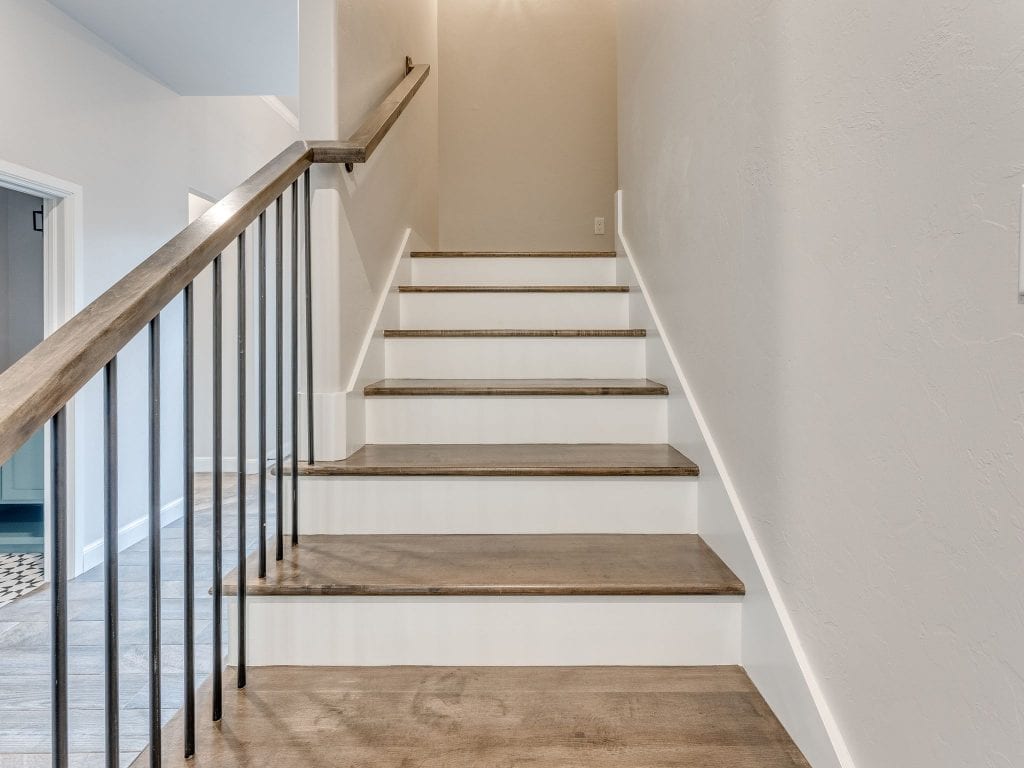 22960 Cooper Circle stairs