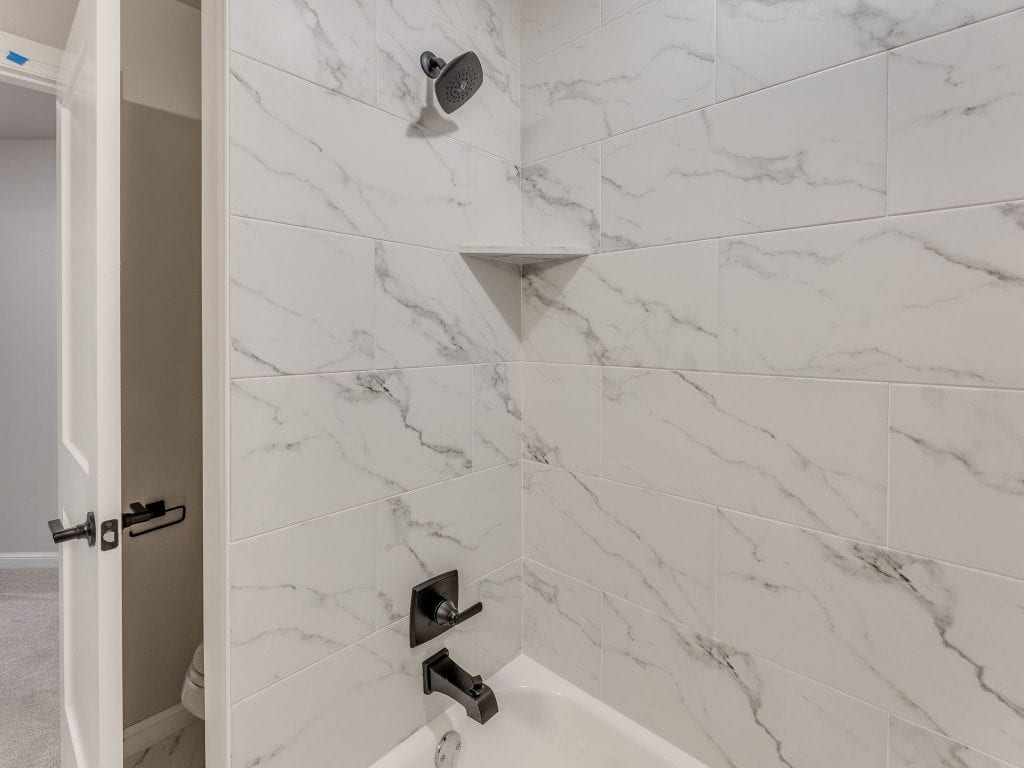 22960 Cooper Circle shower
